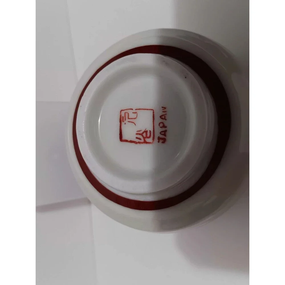 Japanese Porcelain  Yunomi Tea Cup Irises  Floral Design 2